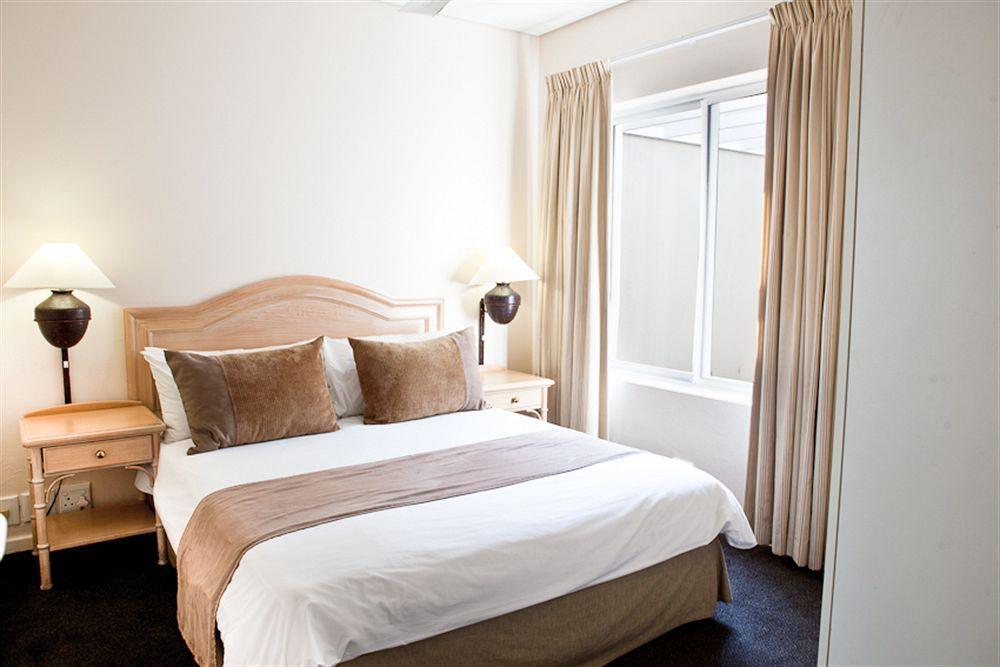 Dolphin Self Catering Hotel