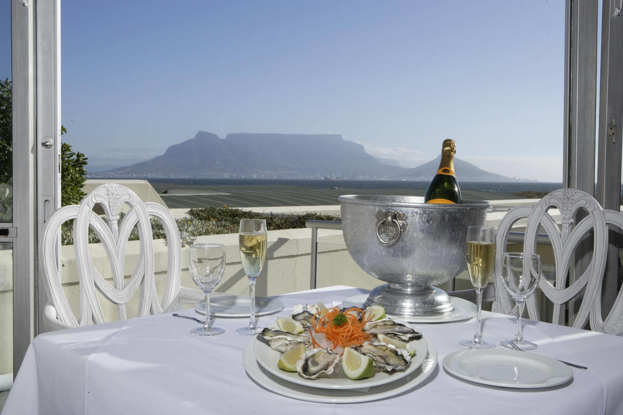 Dolphin Self Catering 4*